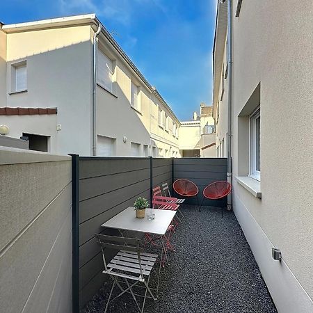 Apartamento Le Sacré - CENTRE - Cour privative - WIFI Reims Exterior foto