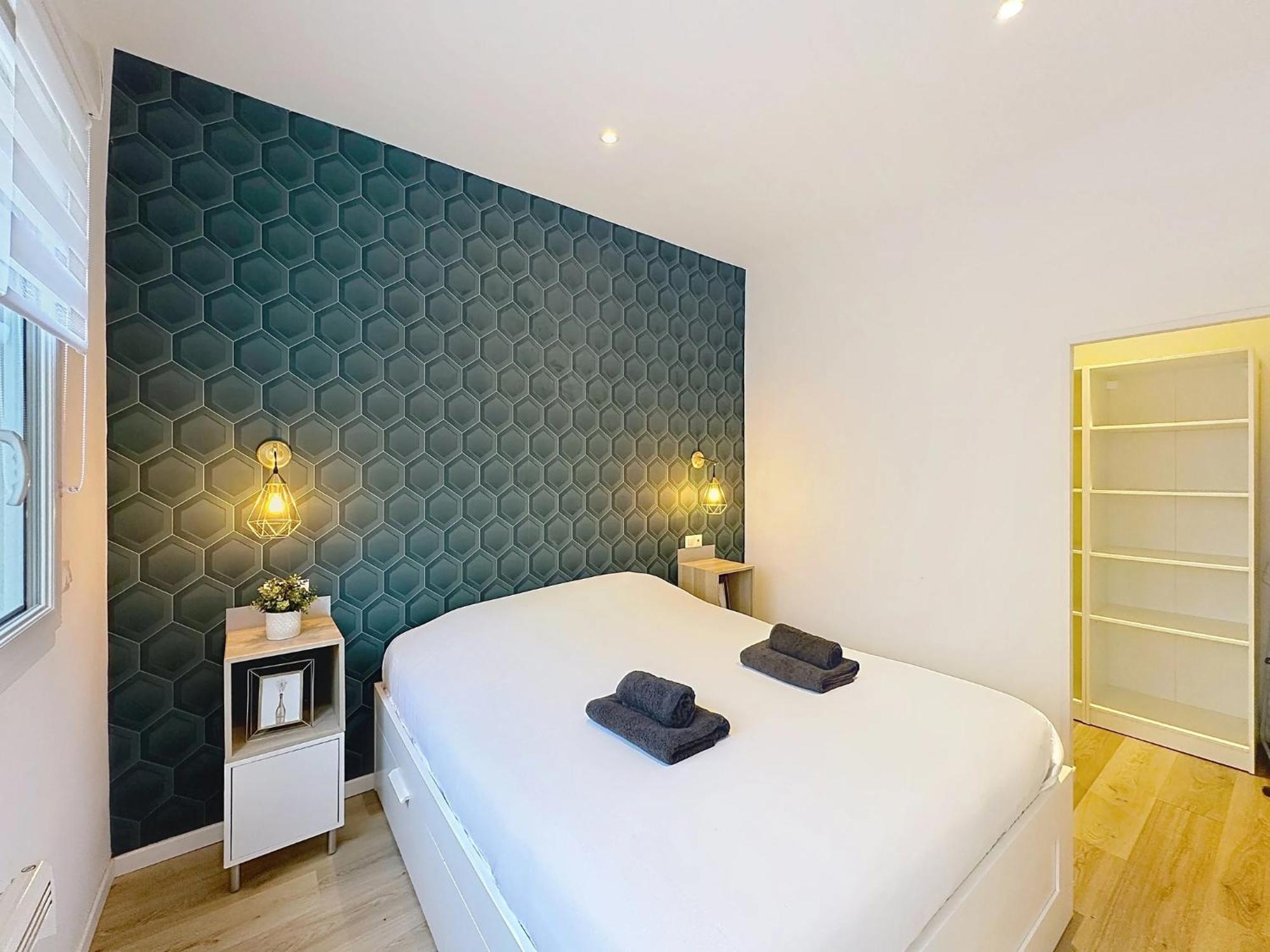 Apartamento Le Sacré - CENTRE - Cour privative - WIFI Reims Exterior foto